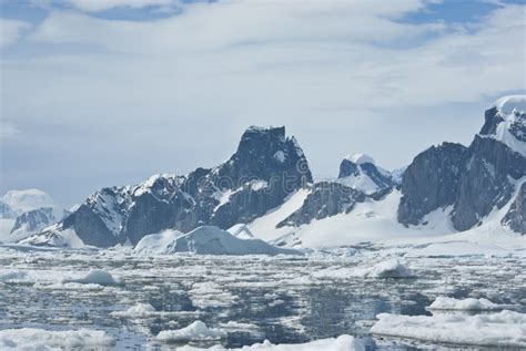 Mountains of Antarctica - 2. Stock Photo - Image of nature, float: 23720170