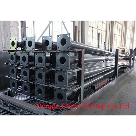 Customized Hot DIP Galvanized Q235 Steel Road Highway Lamp Post And Street Light Pole Street