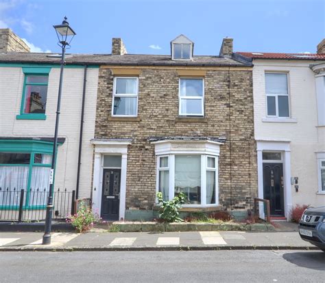 4 Bed Terraced House For Sale In Garnet Street Saltburn By The Sea