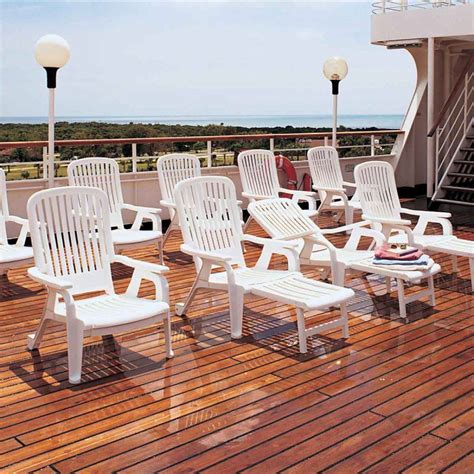 Bahia Stacking Deck Chair