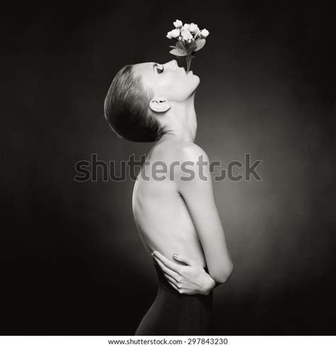 Fashion Art Photo Elegant Naked Lady Stock Photo Shutterstock