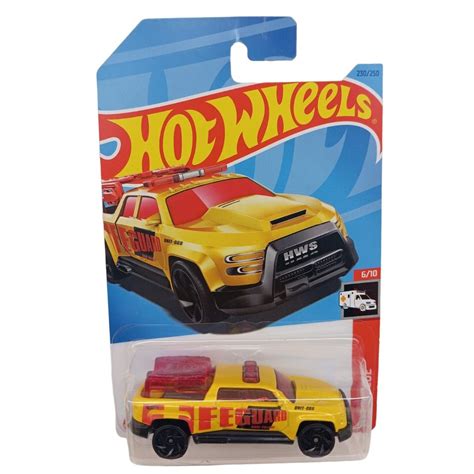 Veh Culo B Sico Hot Wheels Surtido
