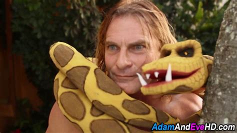 Hotties Lick And Finger Porn Videos