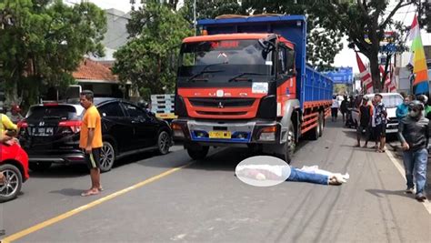 Menyalip Dari Kiri Kakek Pengendara Motor Di Tasikmalaya Tewas