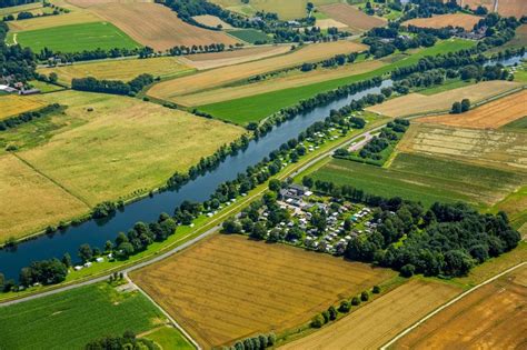 M Lheim An Der Ruhr Von Oben Uferbereiche Am Flu Verlauf Am