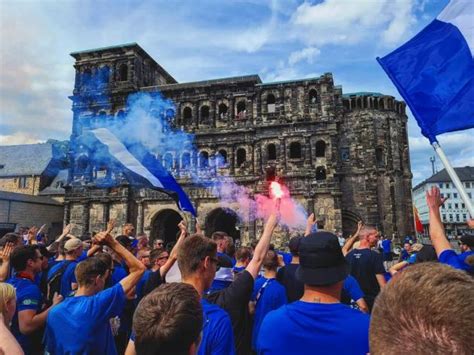 Fotos Galerie Heimfans Sv Eintracht Trier Vfr Wormatia Worms