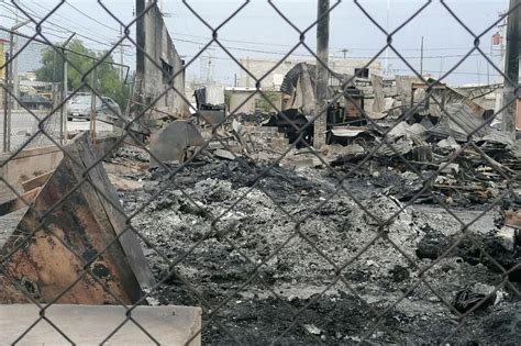 As Qued La Recicladora Incendiada En La Cuesta