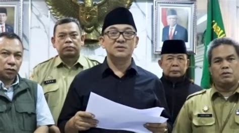 Mengaku Berani Injak Alquran Plt Bupati Bogor Maaf Saya Khilaf