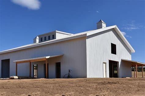 Steel Barn Building in Highlands Ranch, Colorado