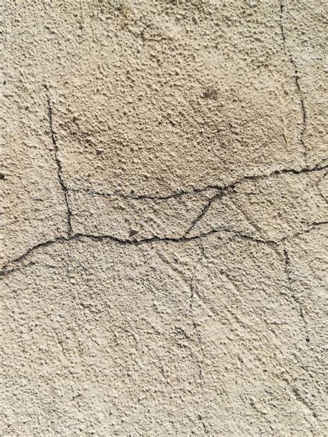 Pronounced Effect Crack in a Wall Stock Image - Image of aged, concrete: 114052527