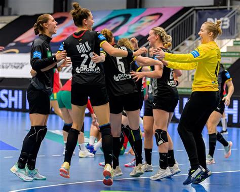 EM Qualifikation Deutsche Frauen Nationalmannschaft Zweimal Live Im