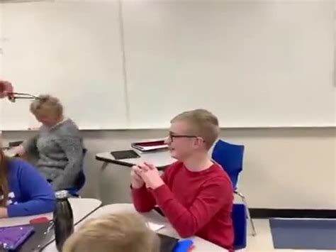 Colorblind Guy Sees His First Colors Video