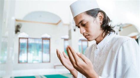 Panduan Sholat Taubat Lengkap Dengan Tata Cara Niat Dan Doa Taubat