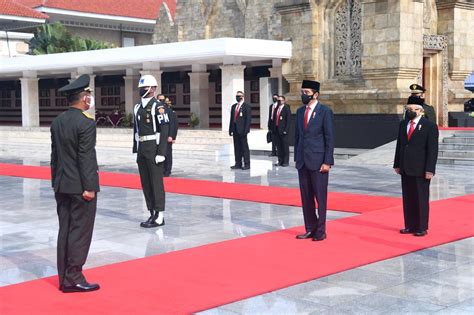 Presiden Jokowi Pimpin Upacara Ziarah Nasional Hari Pahlawan Tahun 2020