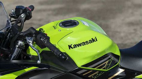 Kawasaki Ninja 650 ABS News and Reviews | RideApart.com