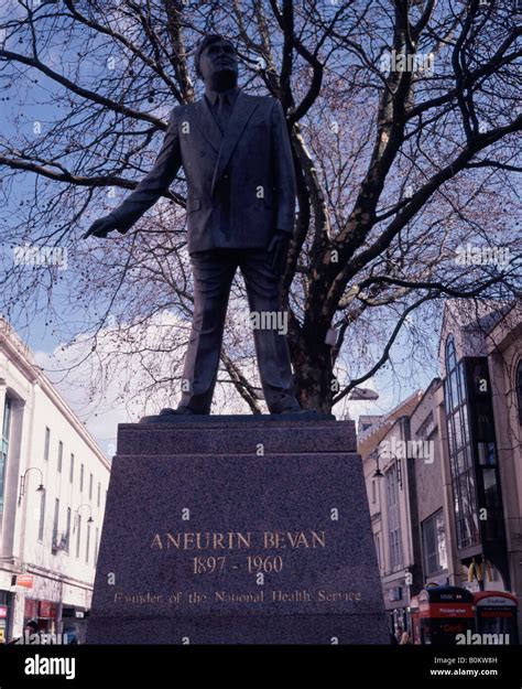 Statue of Aneurin or Nye Bevan founder of the UK National Health ...