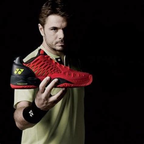 О кроссовках Yonex - Yonex Беларусь