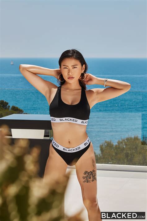 Hot Babes Rae Lil Black Vicki Chase Enjoy A Wild Interracial 3some Outdoors CoedCherry