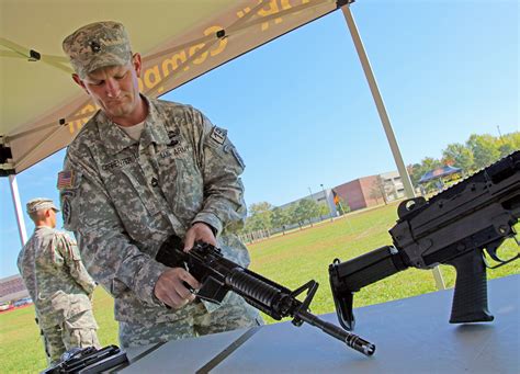 Special Forces Nco Us Army Pacific Soldier Named Winners Of 2014