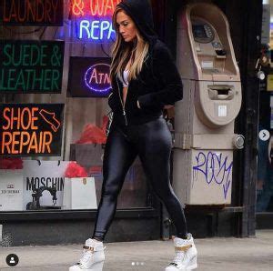 Jennifer L Pez Sin Ropa Interior Por Las Calles De Nueva York