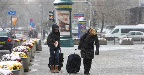 Pochmurnie z opadami śniegu Prognoza pogody na najbliższe dni