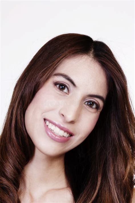 Jeune Femme Blonde Maigre De Sourire Dans Le Bikini Noir Image Stock Image Du Gens Bikini