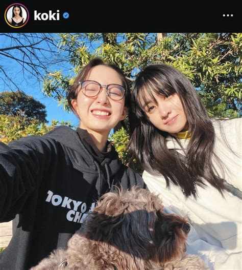 【写真】koki，姉cocomiと愛犬とスリーショット：中日スポーツ・東京中日スポーツ