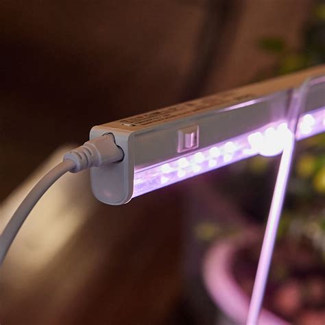 Купить ULI-P32-18W-SPLX IP40 WHITE Светильник для растений светодиодный ...