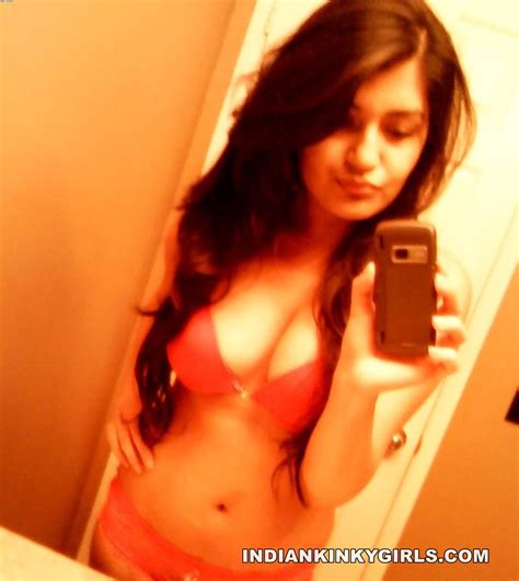 Beautiful Mumbai Girl Sexy Selfies Indian Nude Girls