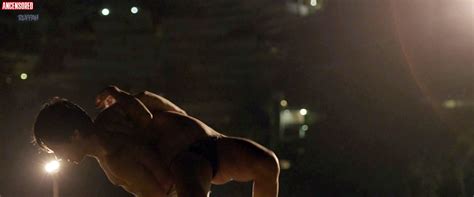 Naked Leticia Br Dice In Museo