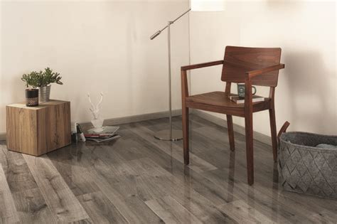 Kaindl Gloss Uptown Oak Select Floors And Tiles