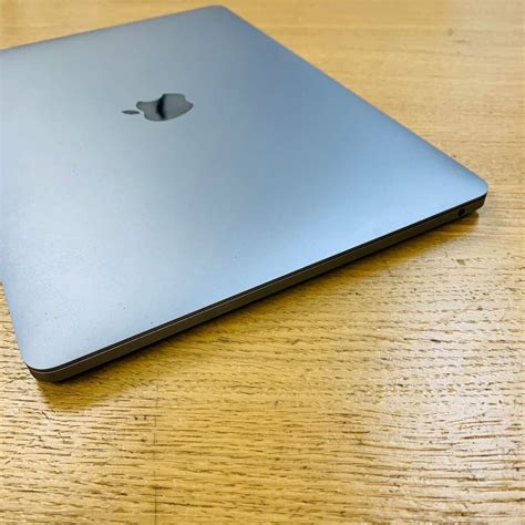 Yahoo オークション MacBook Pro 13インチ MXK32J A Mid 2020 Core i