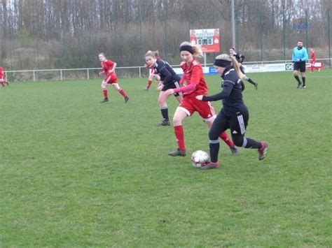 Fußball Frauen des TuS Fleestedt Torhunger und emotionaler Abschied