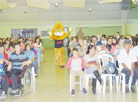 Proerd Forma Turma Mais De Alunos De V Rias Escolas