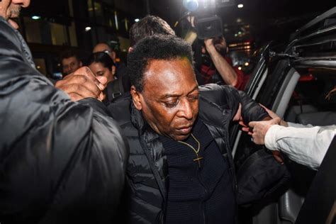 Pelé Hospitalizado La Leyenda Del Fútbol Pelé Ha Sido Hospitalizado