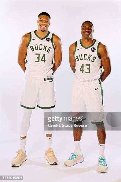 Giannis Antetokounmpo And His Brother Thanasis Antetokounmpo Of The