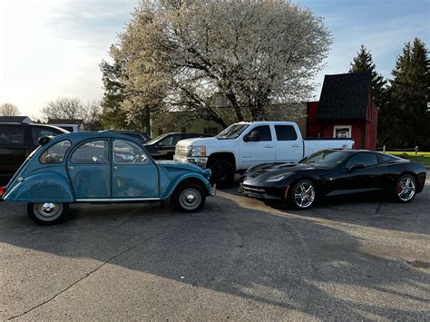 A study in contrasts (2048 X 1536) : r/carporn