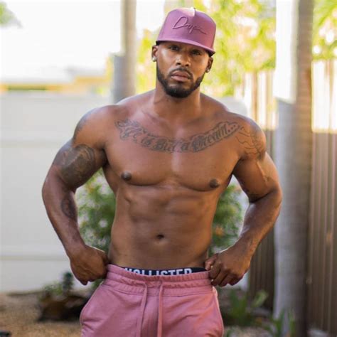 Hot Black Guys Fine Black Men Hot Guys Black Man Body Builder Tatoo Beauty Gym