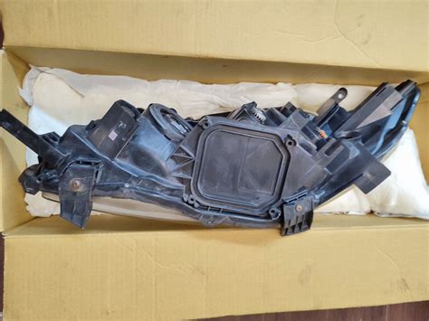 Original Toyota Corolla Altis 2008 2009 ZZE141 Right Side Headlight