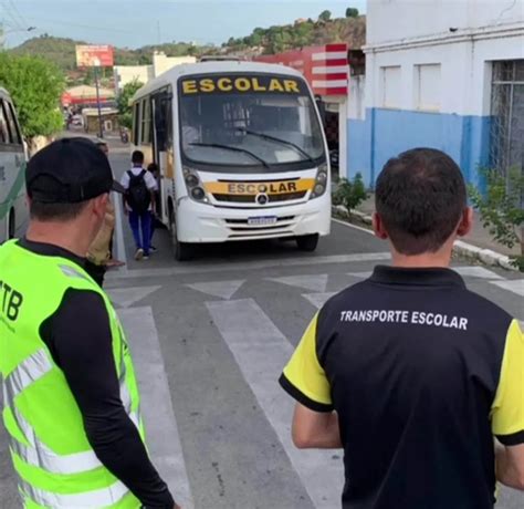 Prefeitura De Baturit Garante Transporte Escolar Gratuito Para Mais De