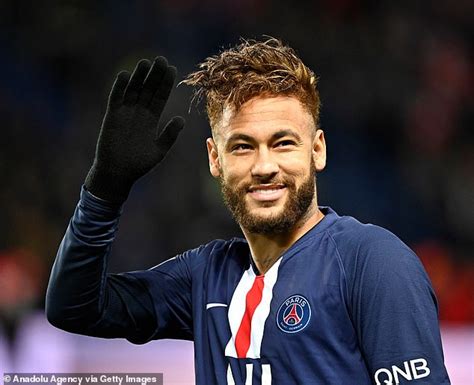 Psg 2 0 Lille Neymar Makes His Return From Injury As The French