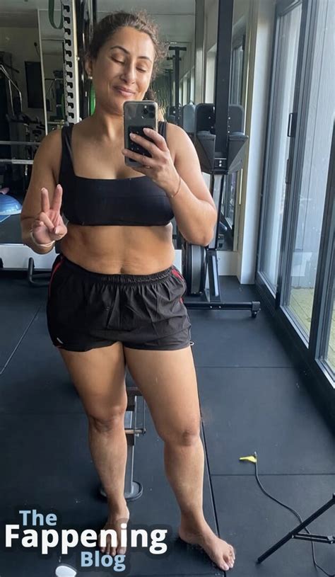 Saira Khan Iamsairakhan Sairasbum Nude Leaks Photo 46 TheFappening