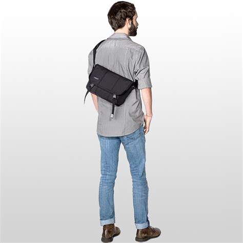 Timbuk2 Classic 9-28L Messenger Bag | Backcountry.com