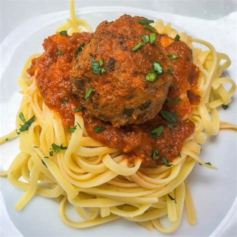 [homemade] Spaghetti And Meatball Yeah One Meatball R Food