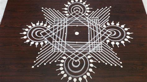 Margazhi Kolam Designs With 7 To 1 Dots Dhanurmasam Muggulu Designs Easy Rangoli Designs