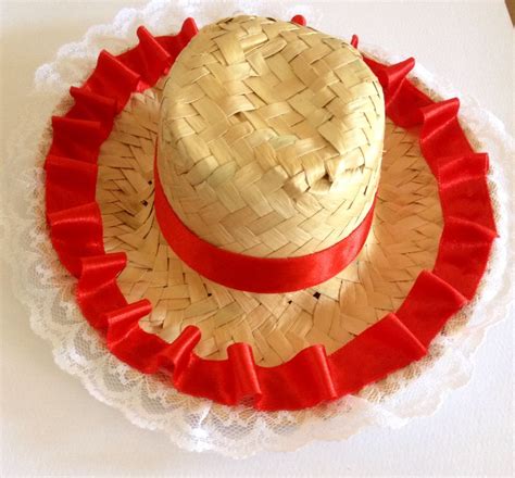 Chapeuzinho Decorado Para Festa Junina - Chapeuzinho decorado pra festa junina | Laço butique, Festa junina ...
