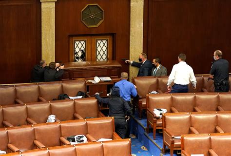 A Pro Trump Mob Stormed The Halls Of Congress Photographs From Inside