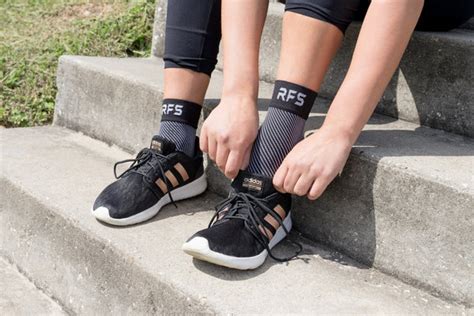 Plantar Fasciitis Foot Compression Sleeves - Run Forever Sports