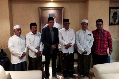 Disambut Hangat Di Pesantren Mahasiswa Al Hikam Malang Tgb Kagumi