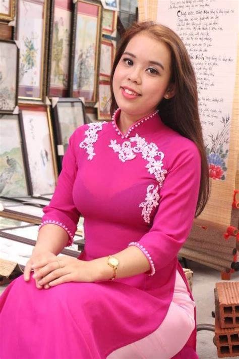 Pin By Pemburu Gadis Supergirl On Aodai Red Gurlz Vietnamese Long